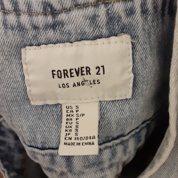 Overall dress - Picture 4 of 4